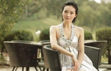 王艳光个人资料,才华横溢的青年才俊，事业与人生的双丰收